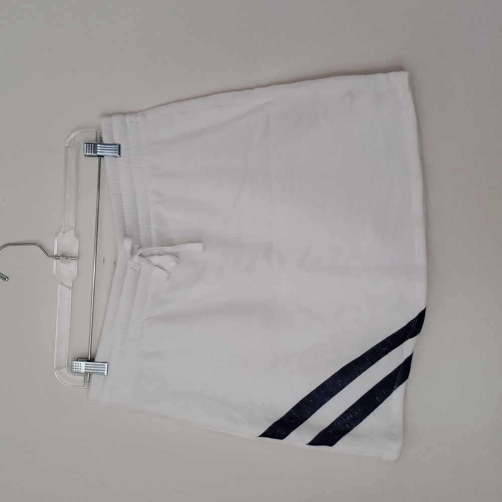 Grayson threads sweat suit skirt, white navy skirt, lounge, comfy skirt. Women L